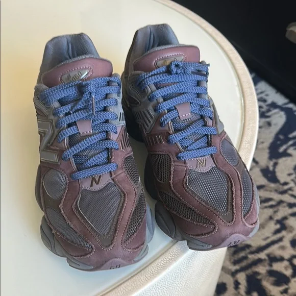 New Balance 9060 Truffle Size 12 - Picture 4 of 10